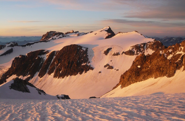 Le Pic du Rif au centre depuis les Agneaux Le Pic du Rif au centre depuis les Agneaux