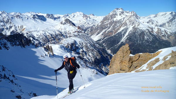 Arrivé au Col des Rousses au dessus de Bardonecchia.  Arrivé au Pas des Rousses au dessus de Bardonecchia