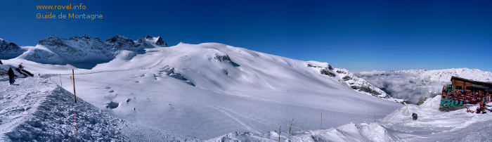 Le grand glacier de la Girose au sommet du téléphérique de La Grave La Meije avec les Dômes de la Lauze Le grand glacier de la Girose au sommet du téléphérique de La Grave La Meije avec les Dômes de la Lauze