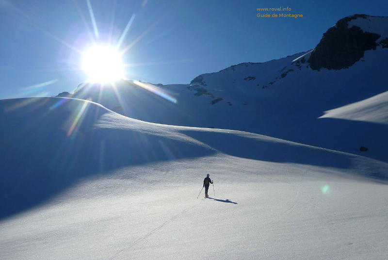 Montée vers la Grande Ruine à ski. Clic pour voir en grand Montée vers la grande Ruine à ski